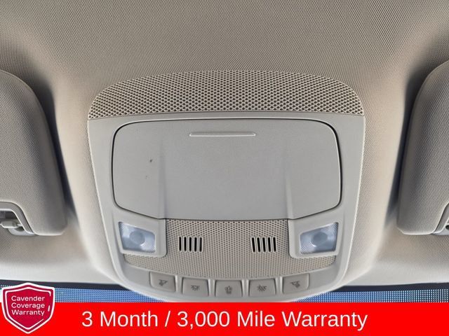 Used 2023 Ford Edge SEL AWD/4WD image 7