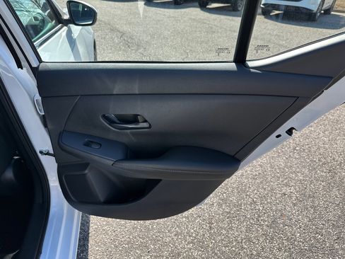 Used 2024 Nissan Sentra SV w/ Trunk Package image 16