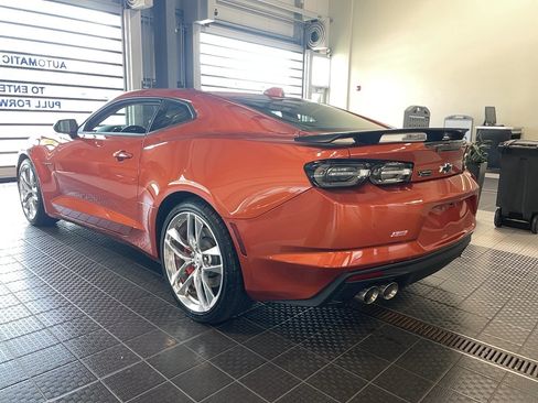 Used 2024 Chevrolet Camaro SS w/ Design Package 2 RWD image 9
