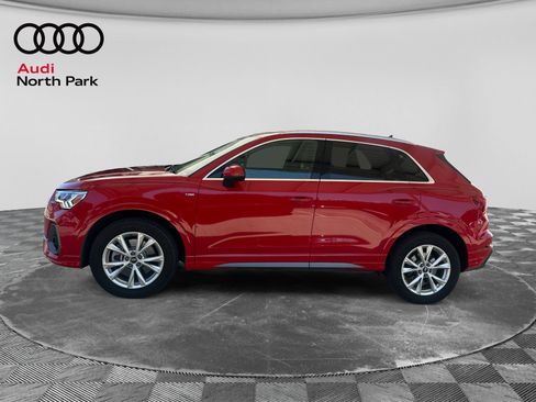 Used 2025 Audi Q3 2.0T Premium AWD/4WD image 2