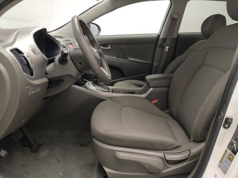 Used 2016 Kia Sportage LX FWD image 17