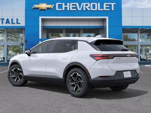 New 2026 Chevrolet Equinox EV LT w/ Comfort Package FWD image 3