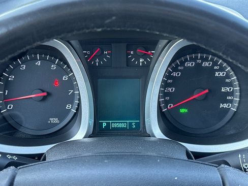 Used 2010 Chevrolet Equinox LT w/ Cargo Management Package FWD image 20