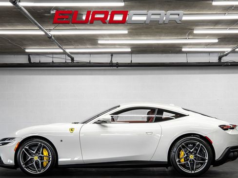 Used 2023 Ferrari Roma image 2
