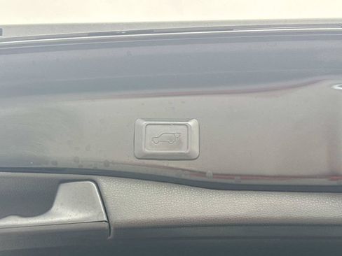 Used 2024 Toyota RAV4 XLE w/ Convenience Package FWD image 13