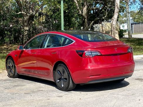 Used 2018 Tesla Model 3 Long Range image 5