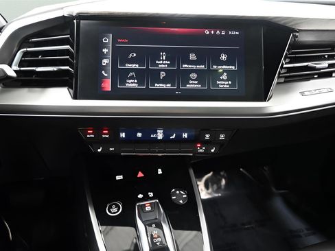 Used 2022 Audi Q4 e-tron Premium image 25