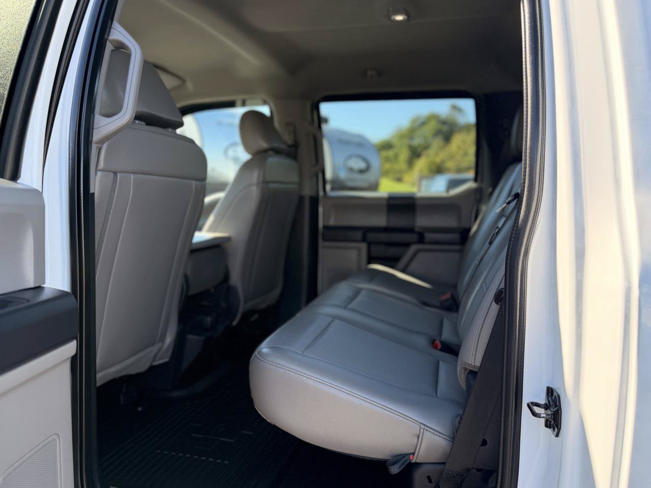 Used 2022 Ford F250 XL w/ Power Equipment Group AWD/4WD image 15