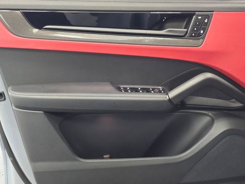 Certified 2024 Porsche Cayenne Turbo GT image 34