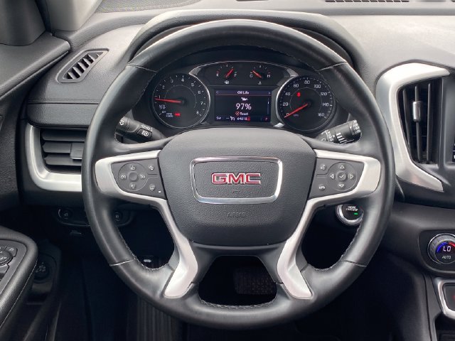 Certified 2024 GMC Terrain SLT FWD image 8
