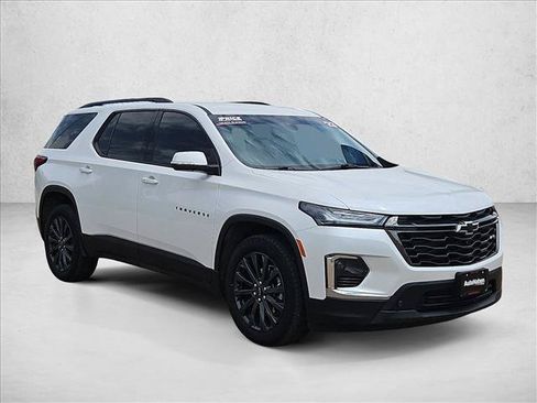 Certified 2023 Chevrolet Traverse RS w/ LPO, Floor Liner Package AWD/4WD image 3