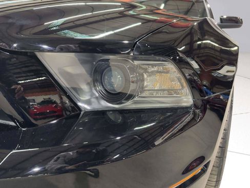 Used 2012 Ford Mustang Shelby GT500 w/ SVT Performance Pkg RWD image 13