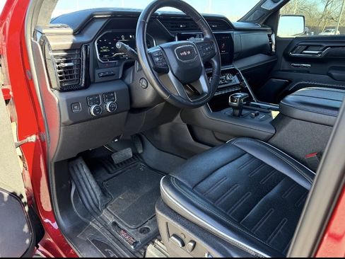 Used 2023 GMC Sierra 1500 AT4X image 8