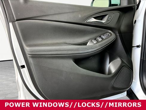 Used 2024 Buick Encore GX Preferred FWD image 17