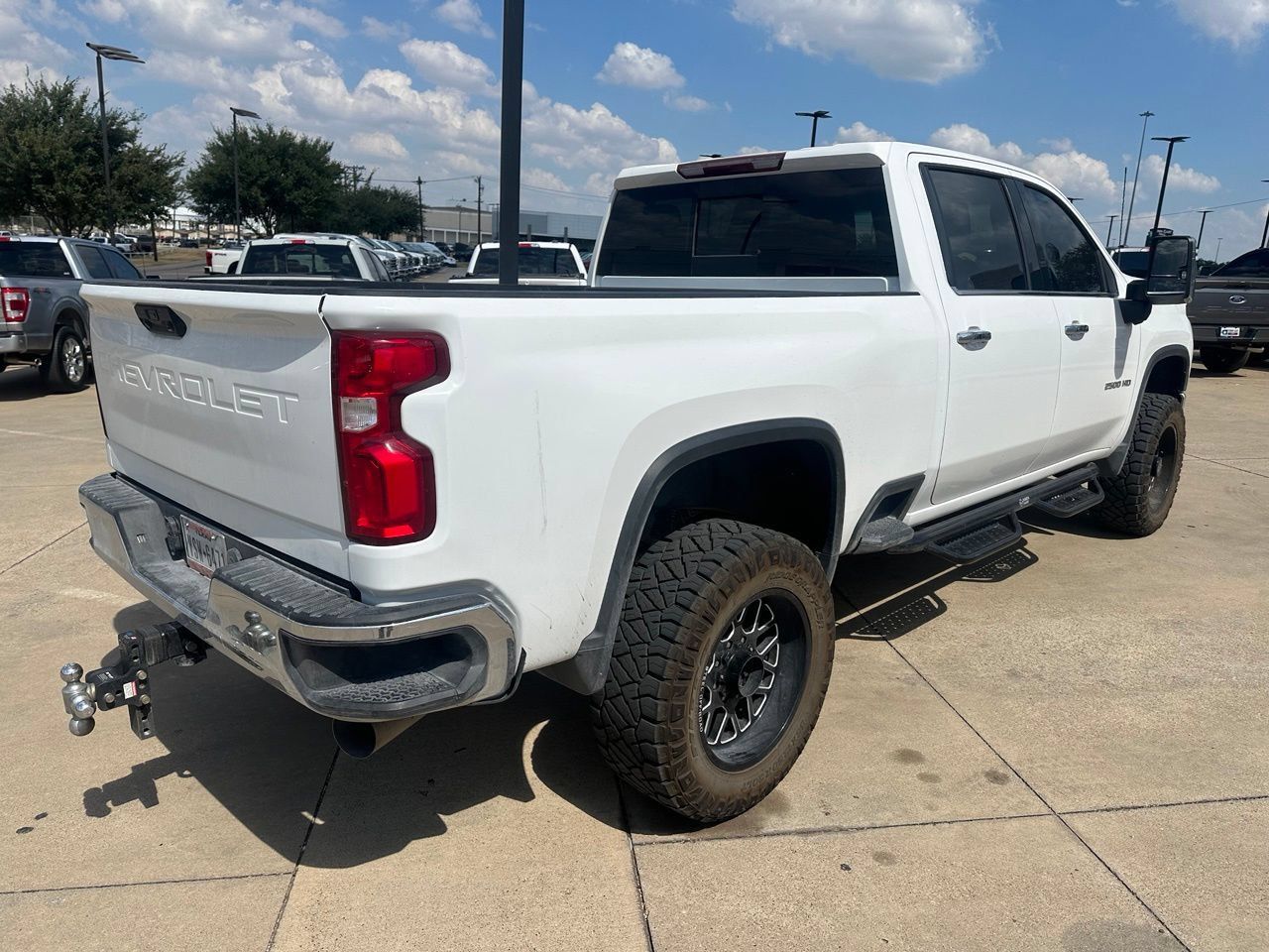 Used 2021 Chevrolet Silverado 2500 LTZ AWD/4WD image 6