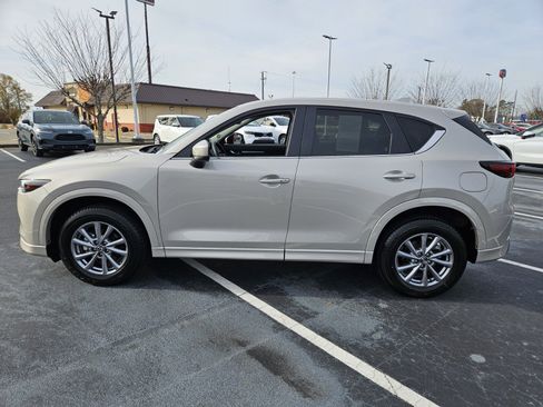 Used 2025 MAZDA CX-5 AWD 2.5 S w/ Preferred Package image 4