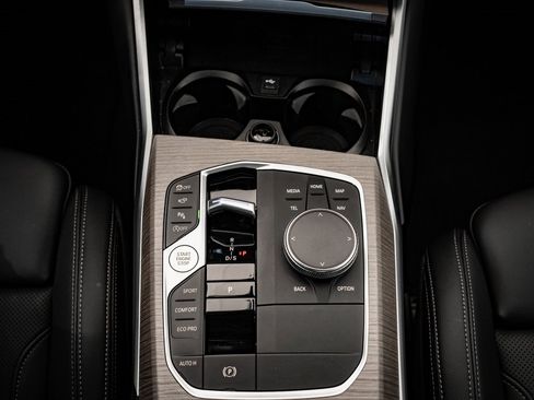 Certified 2025 BMW 330i xDrive Sedan image 37