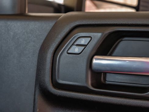 Used 2024 Chevrolet Silverado 2500 Custom w/ Custom Convenience Package image 45