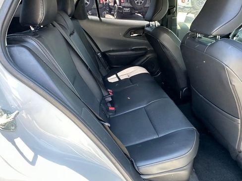 Used 2023 Toyota Prius XLE FWD image 19