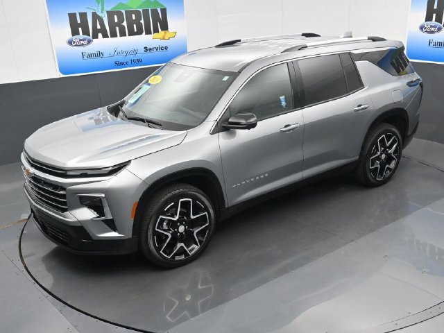 Used 2026 Chevrolet Traverse High Country w/ LPO, Floor Liner Package FWD image 24