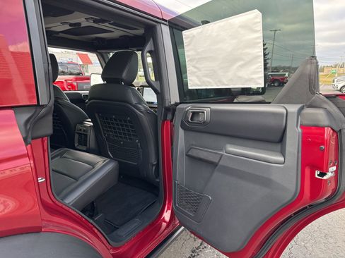 New 2025 Ford Bronco Badlands image 31