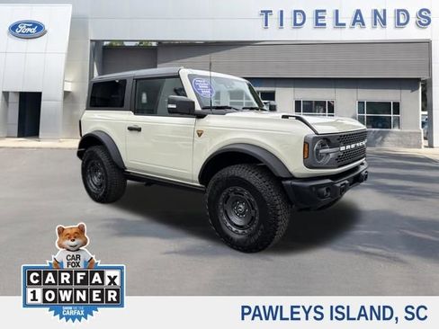 Used 2025 Ford Bronco Badlands AWD/4WD image 1