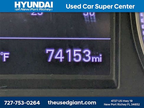 Used 2019 Hyundai Santa Fe SE w/ Cargo Package image 31
