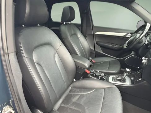 Used 2017 Audi Q3 2.0T Prestige w/ Prestige Package image 16