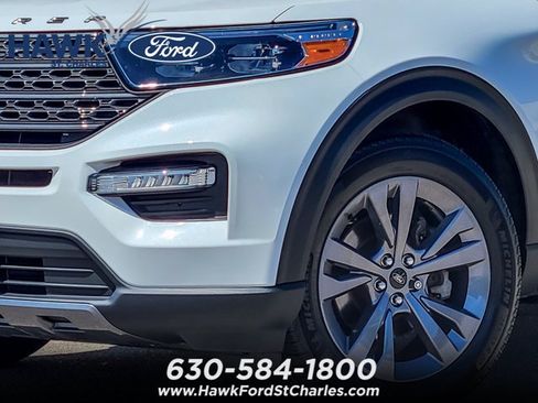 Certified 2023 Ford Explorer XLT w/ Equipment Group 202A AWD/4WD image 3