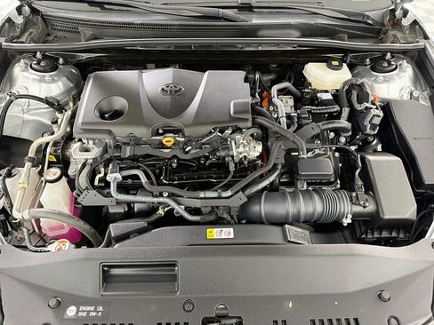 Used 2025 Toyota Camry LE FWD image 31