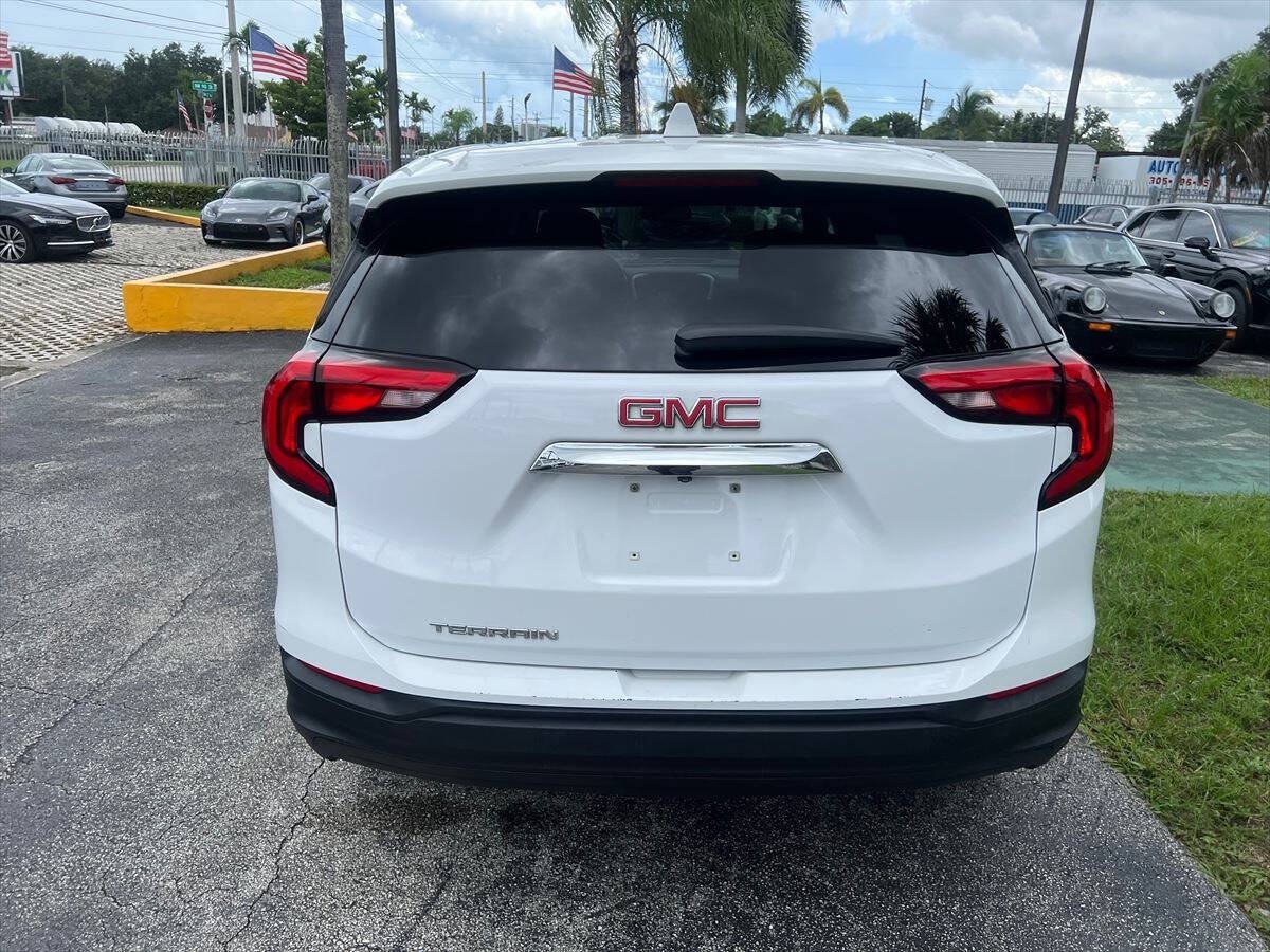 Used 2020 GMC Terrain SLE FWD image 6