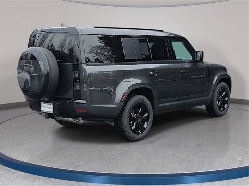 New 2026 Land Rover Defender 130 S image 5