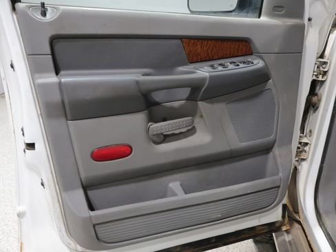 Used 2006 Dodge Ram 2500 Truck SLT w/ Quad Cab Big Horn Value Group AWD/4WD image 17