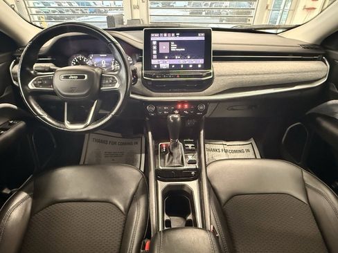 Certified 2022 Jeep Compass Latitude w/ Convenience Group image 21