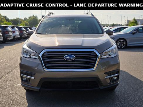 Used 2022 Subaru Ascent Limited AWD/4WD image 2