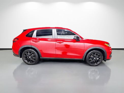 Used 2023 Honda HR-V Sport image 2