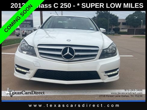 Used 2013 Mercedes-Benz C 250 Sedan image 2