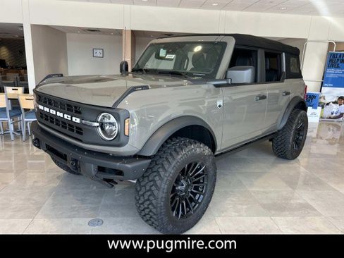 New 2025 Ford Bronco Big Bend w/ Black Diamond Package AWD/4WD image 3