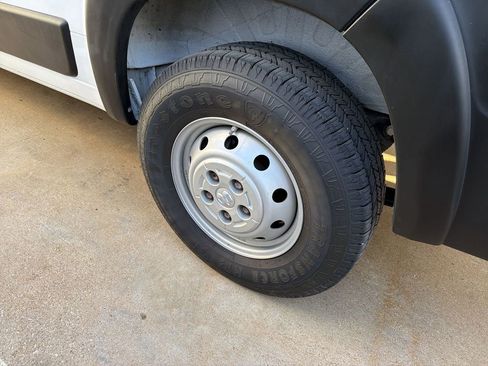 Used 2021 RAM ProMaster 2500 image 4