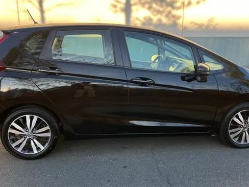 Used 2015 Honda Fit image 8