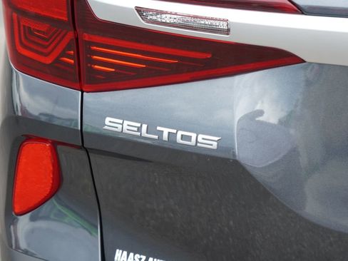 Used 2022 Kia Seltos SX AWD/4WD image 7