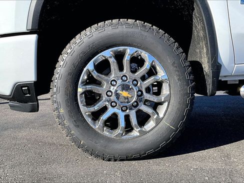 New 2026 Chevrolet Silverado 2500 LT w/ Z71 Chrome Sport Edition image 12