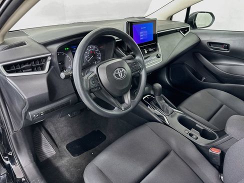 Used 2024 Toyota Corolla LE FWD image 9