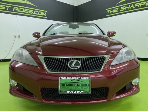Used 2010 Lexus IS 250C image 3