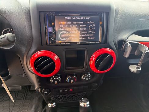Used 2017 Jeep Wrangler Unlimited Sport w/ Max Tow Package AWD/4WD image 25
