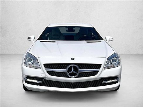 Used 2013 Mercedes-Benz SLK 250 image 3