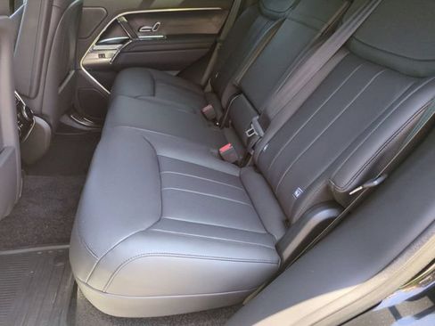 New 2026 Land Rover Range Rover SE AWD/4WD image 15