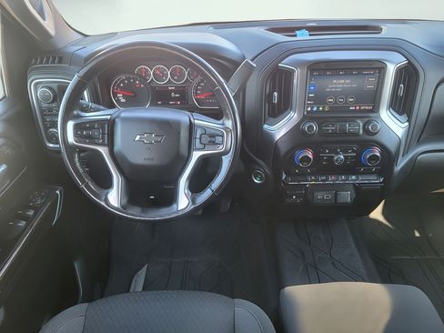 Used 2021 Chevrolet Silverado 1500 RST w/ Bed Protection Package AWD/4WD image 11