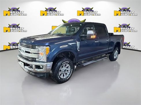 Used 2017 Ford F250 Lariat w/ Chrome Package image 1
