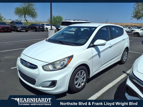 Used 2014 Hyundai Accent GS FWD image 1
